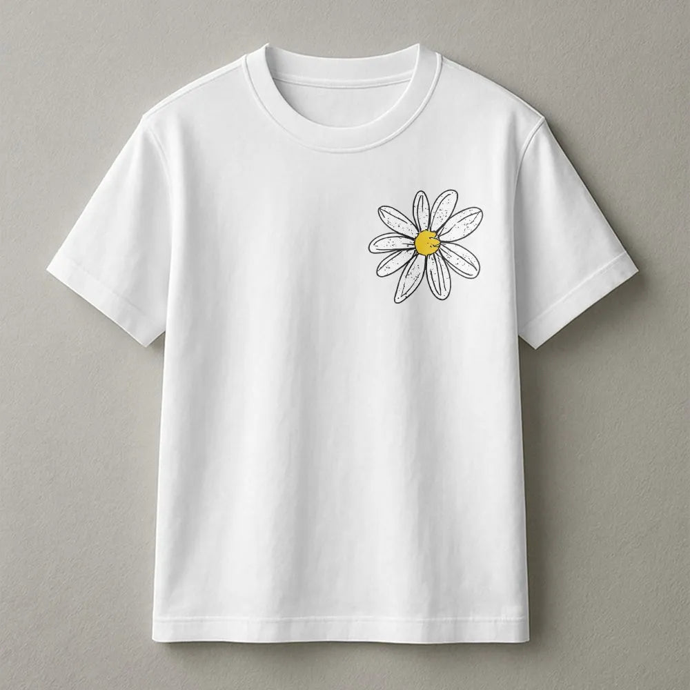Daisy T-Shirt | Minimalist Flower Graphic | 100% Cotton Premium Tee | Retro Botanical Casual Gift for Her